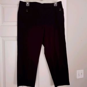 Women's New Directions Black Capri's Size 10
